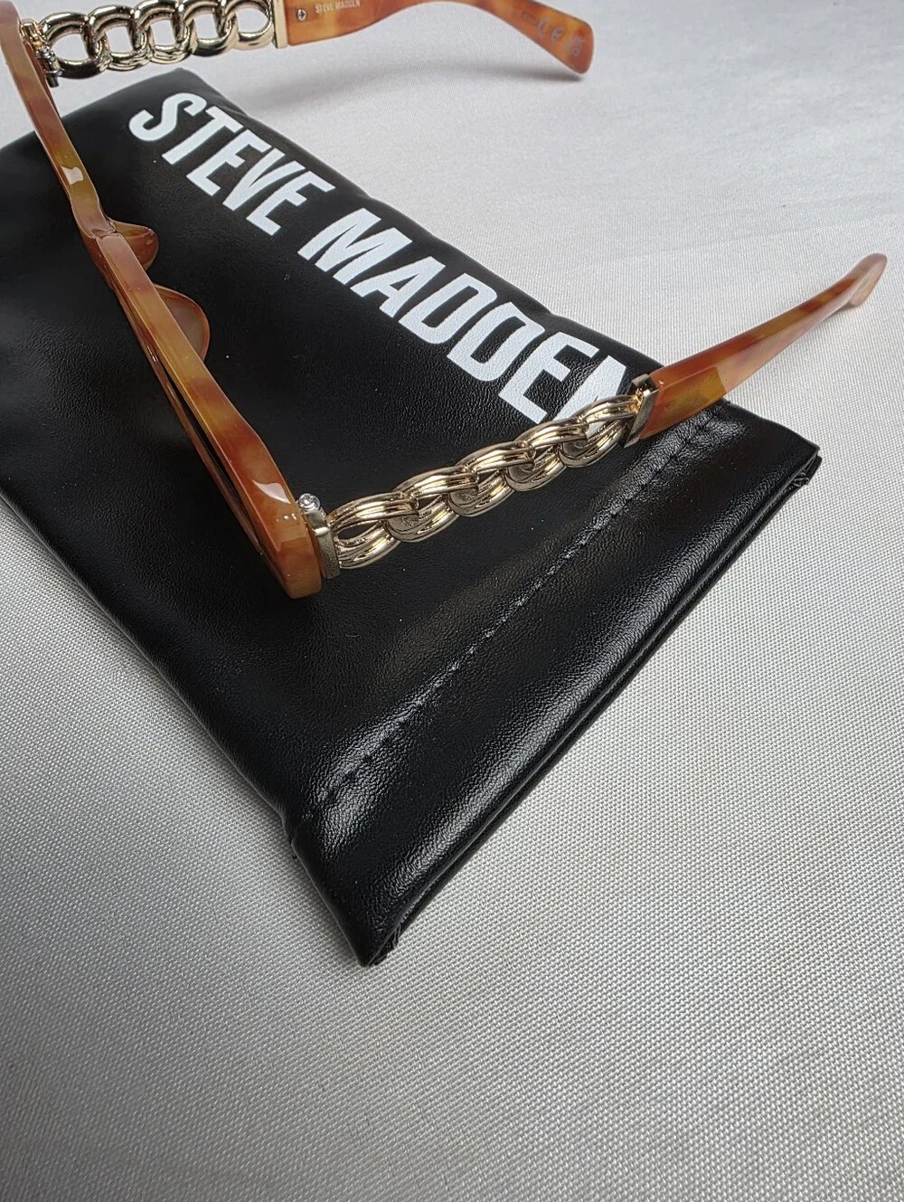 Steve Madden New Felicia Sunglasses W/ Case Gold Tone Tortoise